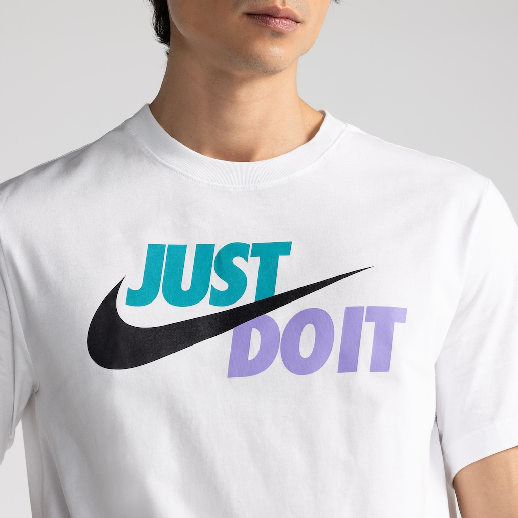 Imagem 4 do produto Camiseta Básica Masculina Nike Just Do It