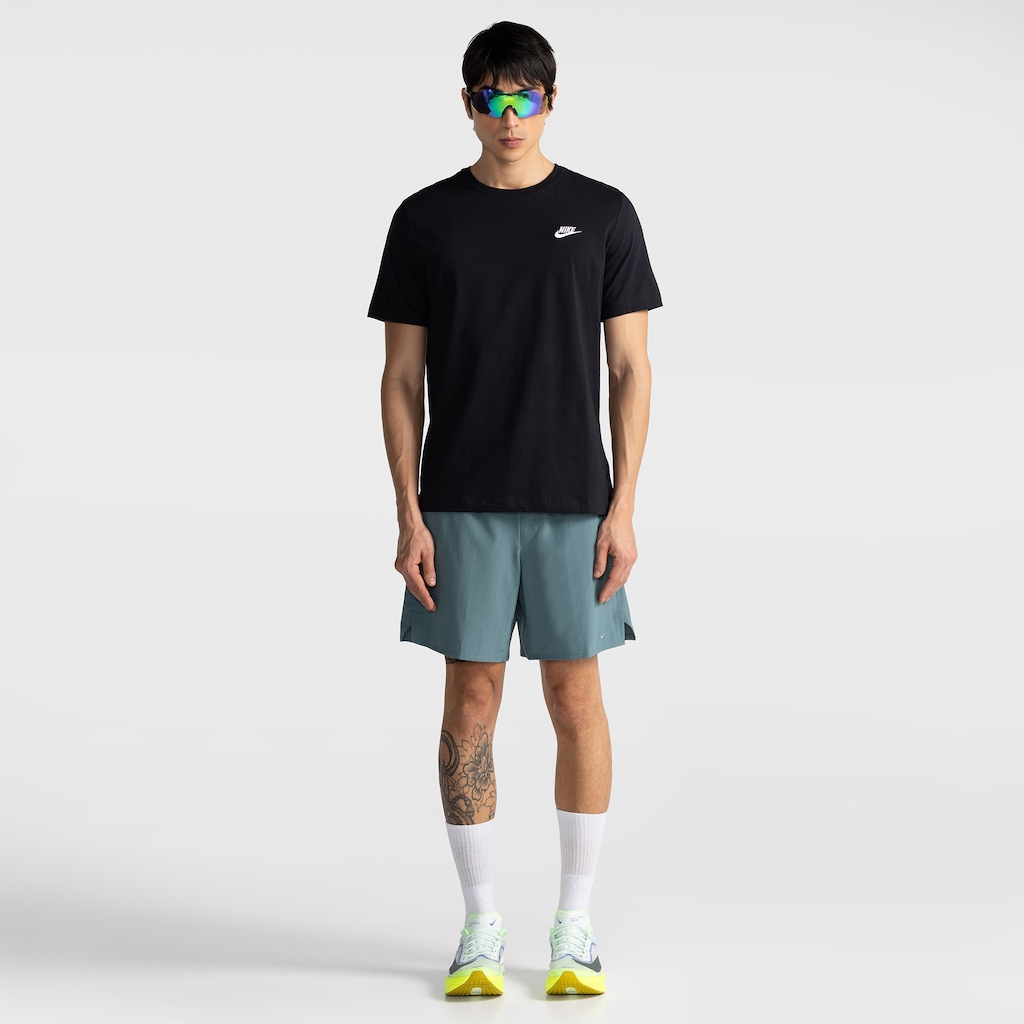 Imagem 3 do produto Camiseta Básica Nike Club Logo Pequeno Masculina