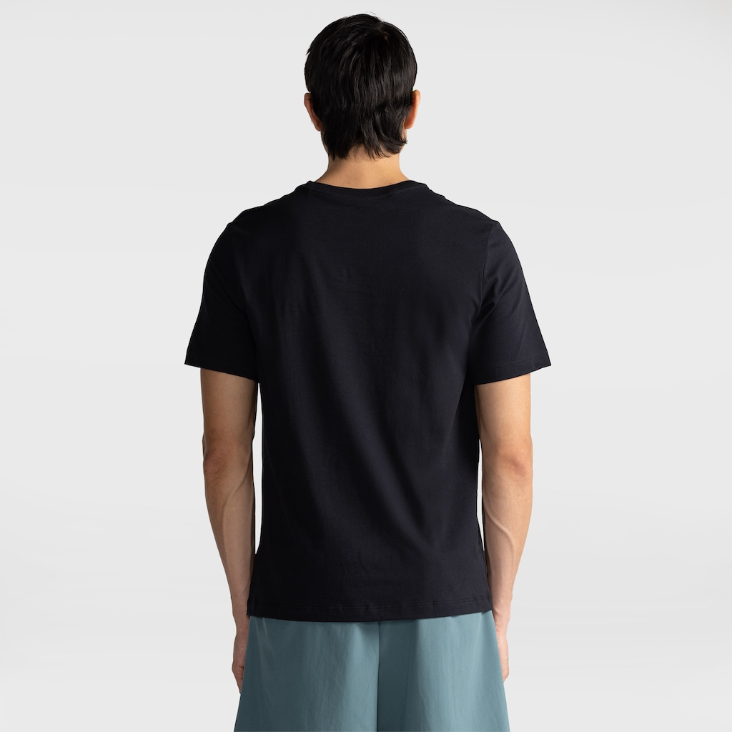 Imagem 2 do produto Camiseta Básica Nike Club Logo Pequeno Masculina