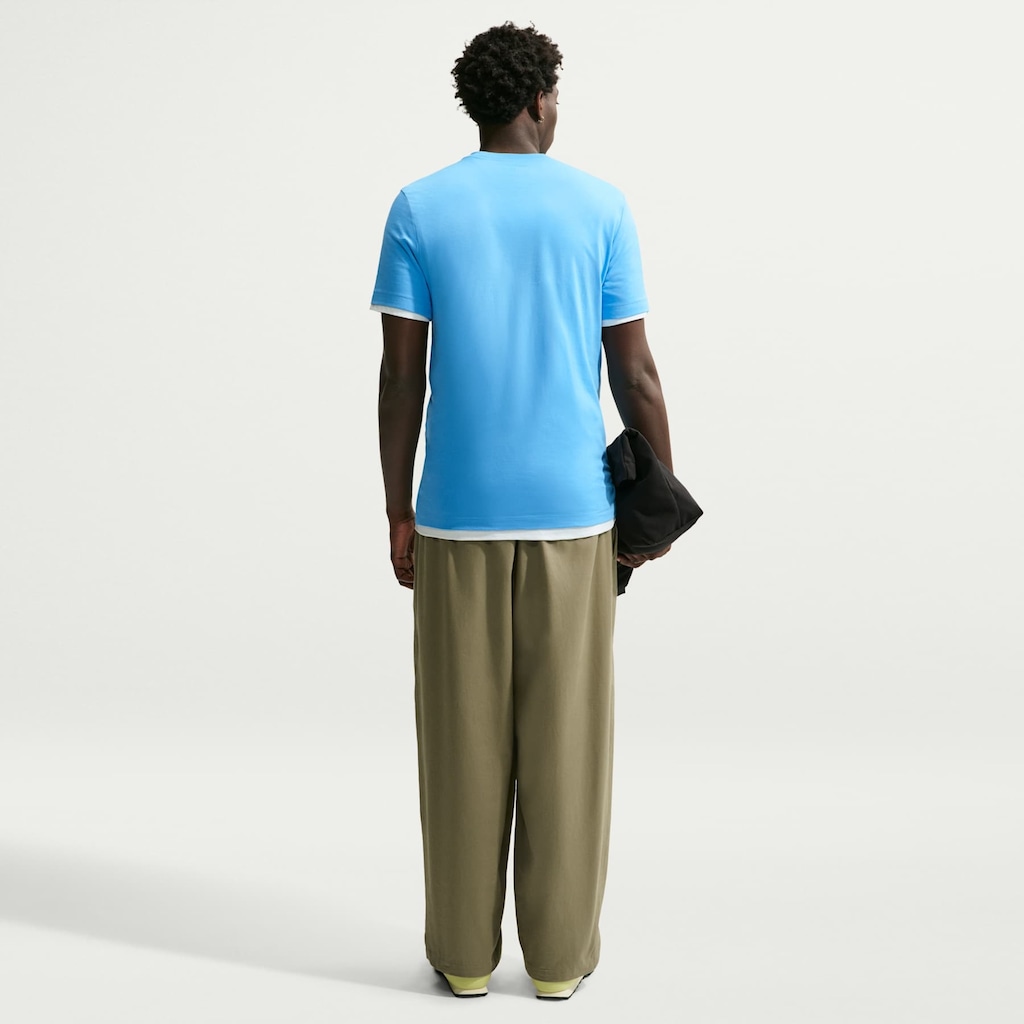 Imagem 5 do produto Camiseta Básica Nike Club Logo Pequeno Masculina