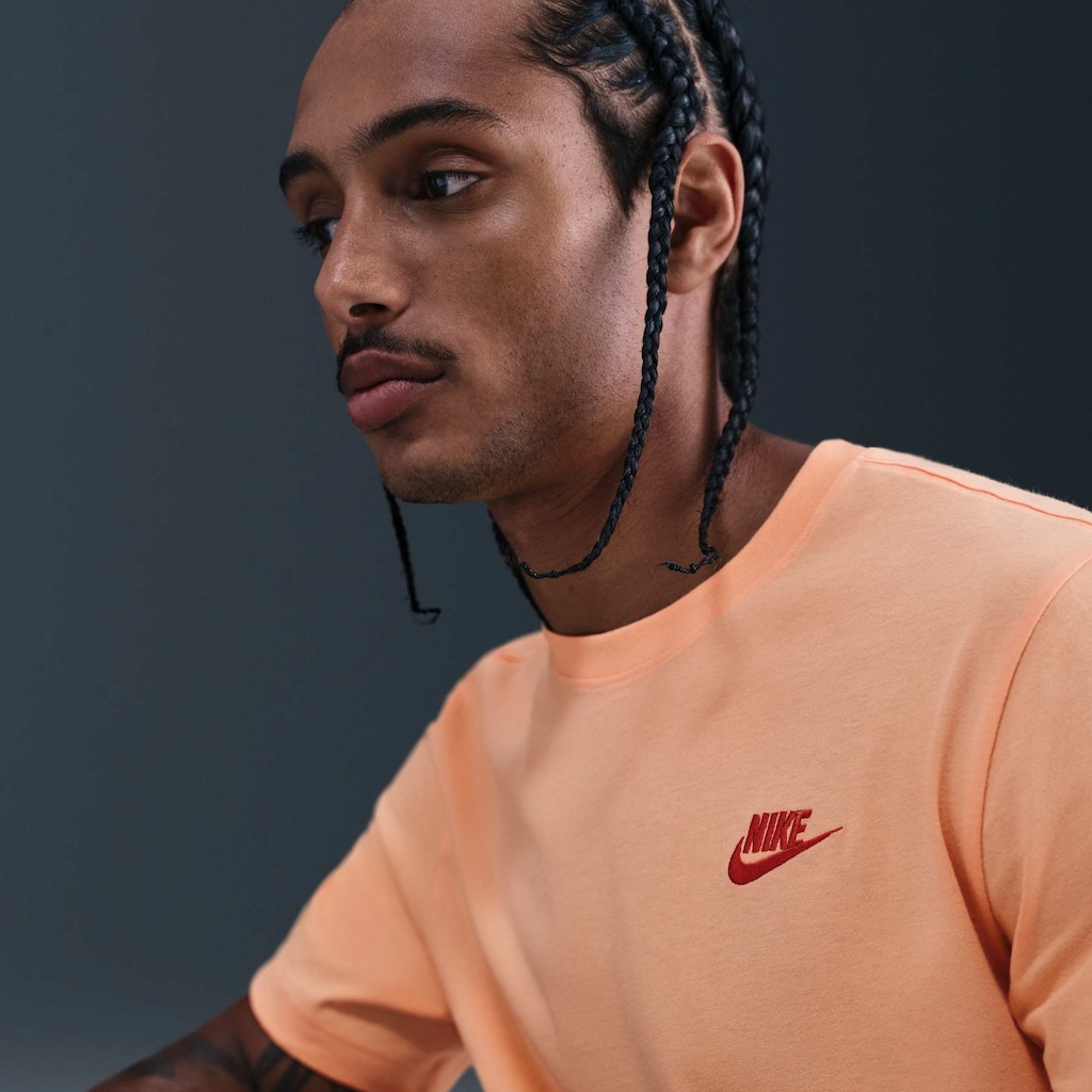 Imagem 4 do produto Camiseta Básica Nike Club Logo Pequeno Masculina