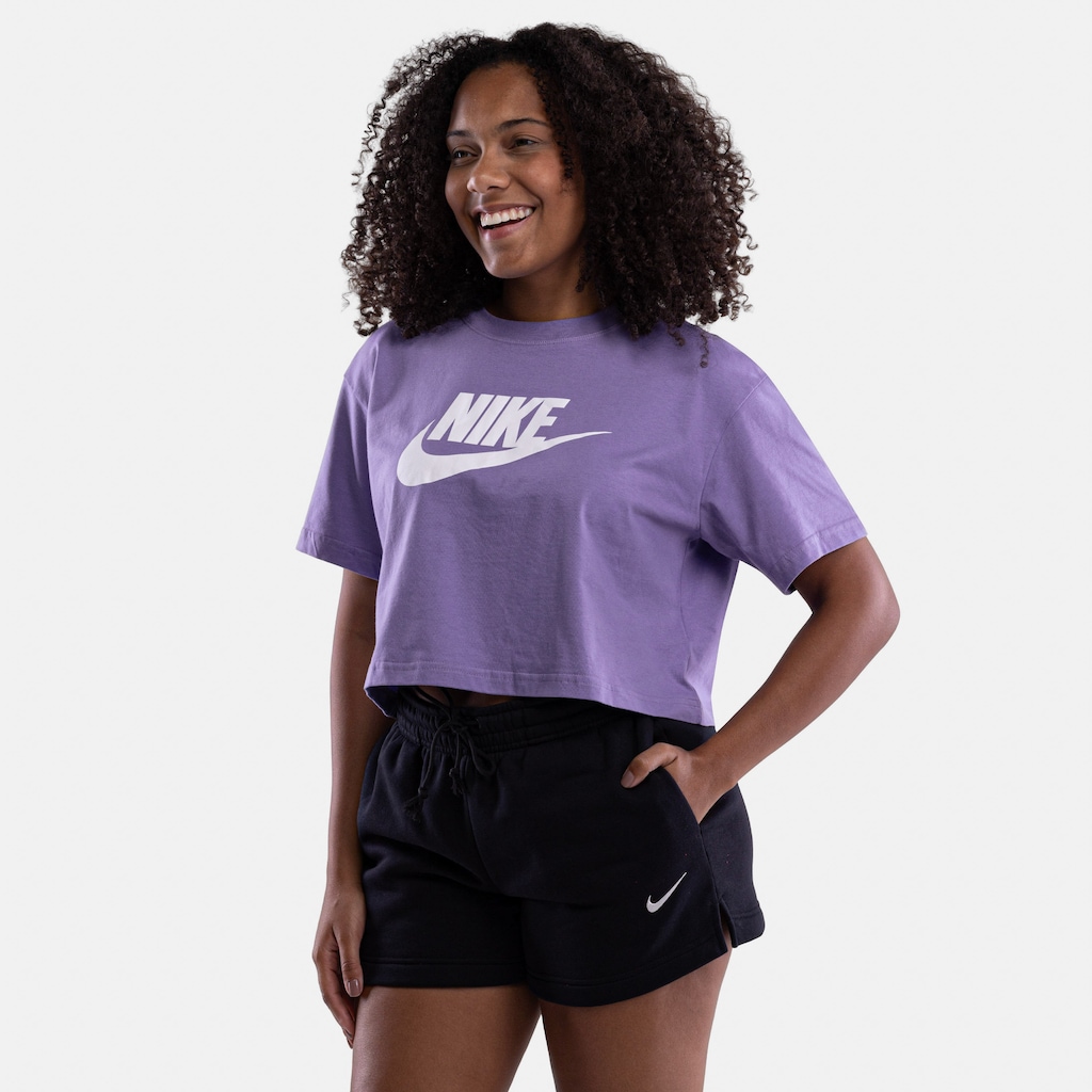 Imagem 4 do produto Blusa Cropped Nike Tee Sportswear Essential - Feminina