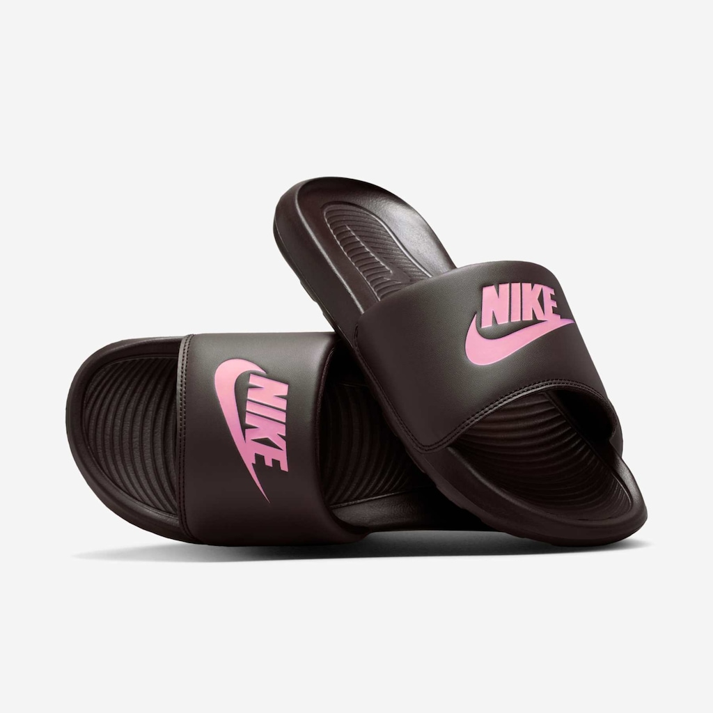 Imagem 2 do produto Chinelo Nike Victori One - Slide - Feminino