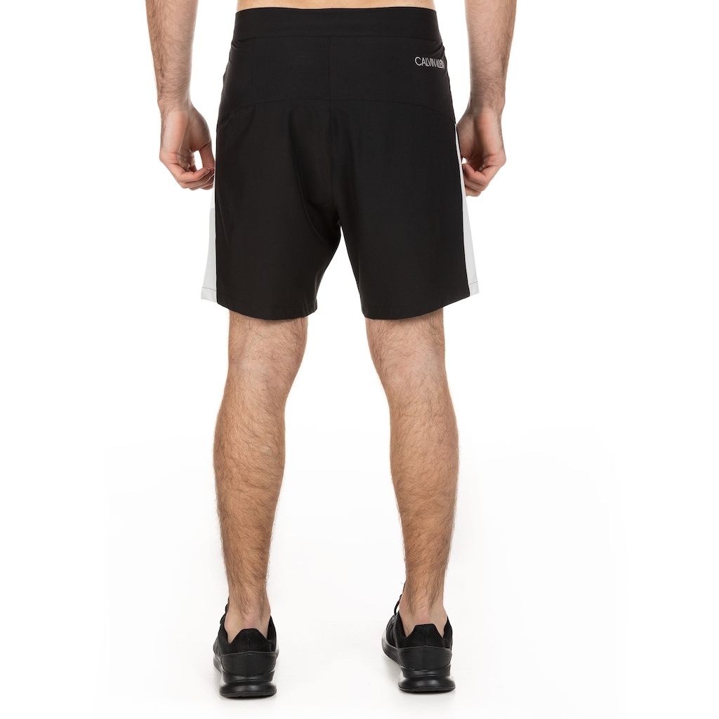 Imagem 2 do produto Bermuda Masculina Treino Performance Calvin Klein