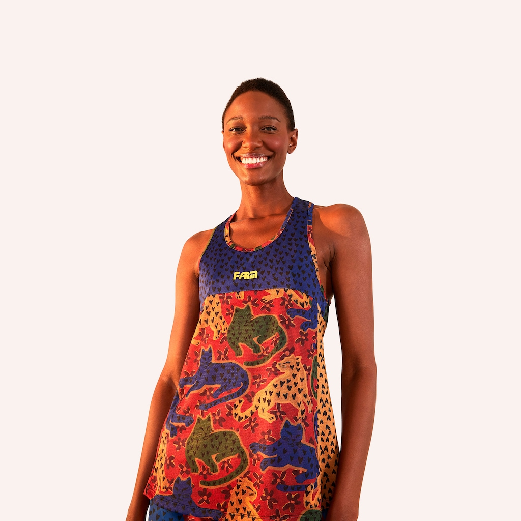 Imagem 1 do produto Camiseta Regata Feminina Farm DryFit Onça Coração