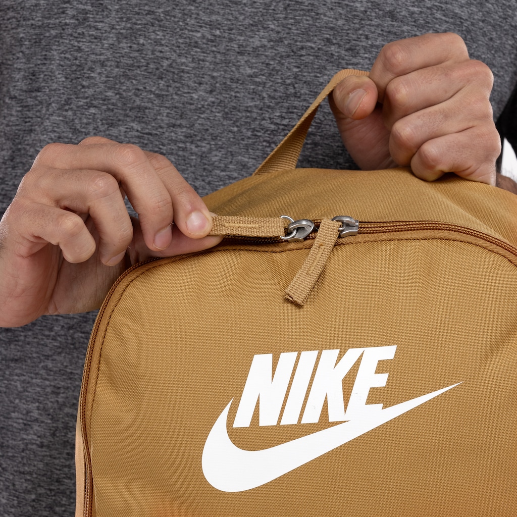 Imagem 2 do produto Mochila Nike Heritage com Multi Compartimentos - 25 Litros