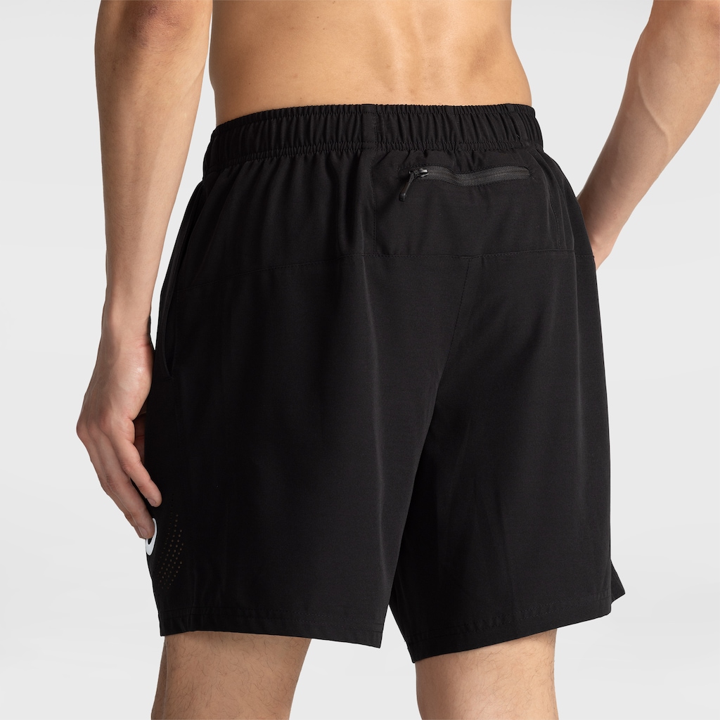Imagem 2 do produto Bermuda Masculina ASICS 7 Recorte Respirável Lase