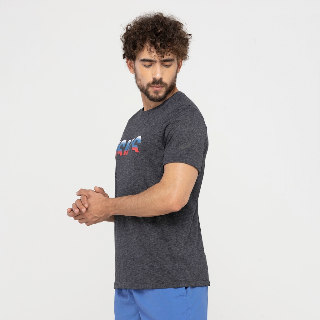 Imagem 3 do produto Camiseta ASICS Manga Curta Lic Logo Degradê - Masculina