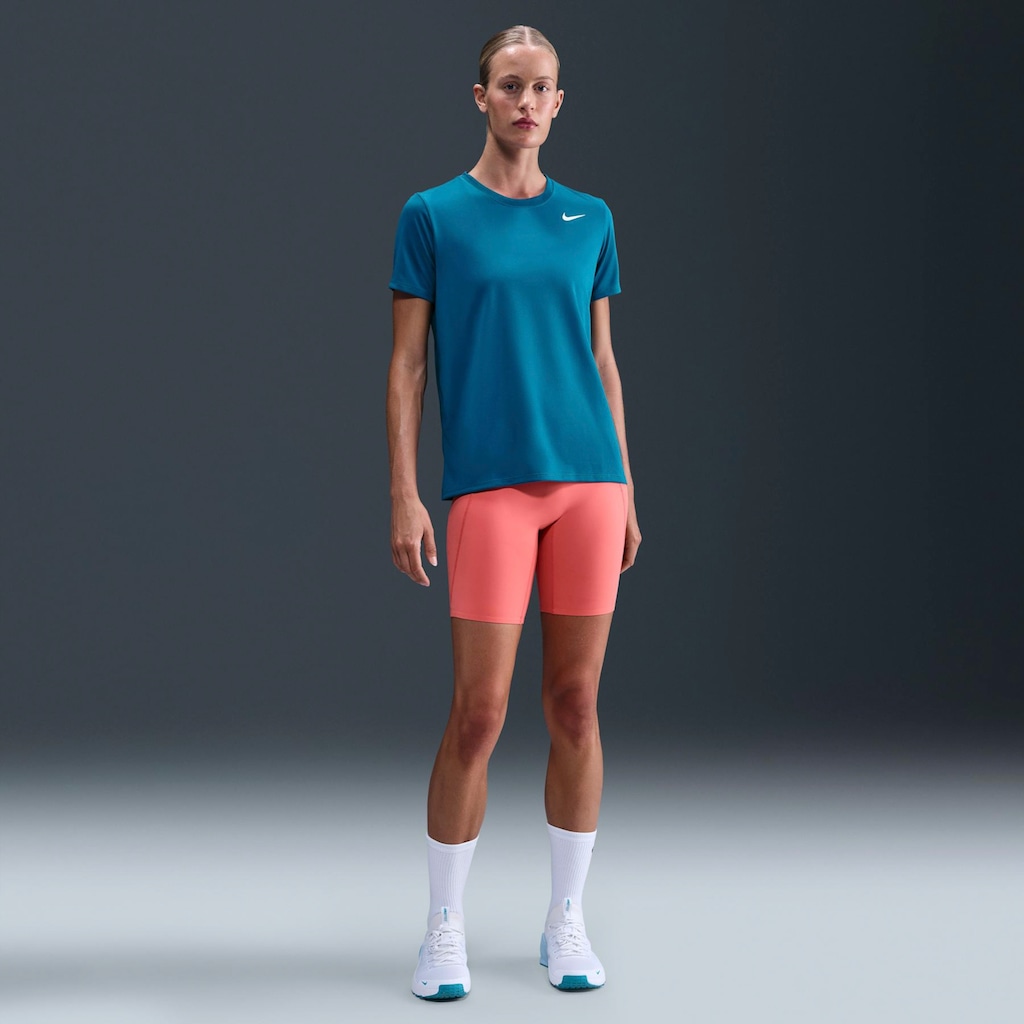 Imagem 2 do produto Camiseta Nike Training Dri-FIT - Feminina