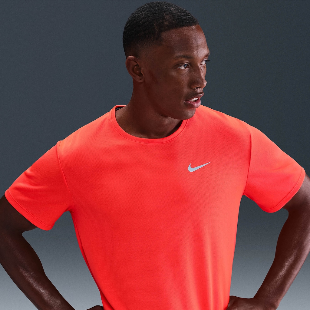 Imagem 2 do produto Camiseta Masculina Nike Manga Curta com Proteção UV Miler