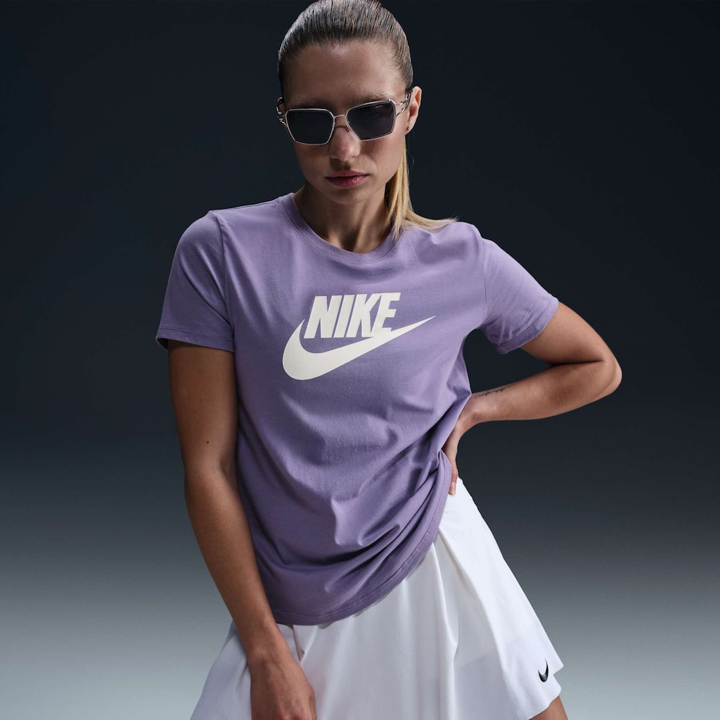 Imagem 4 do produto Camiseta Feminina Nike Manga Curta Sportswear Essential Icon