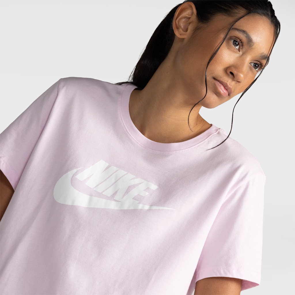 Imagem 4 do produto Camiseta Feminina Nike Manga Curta Sportswear Essential Icon