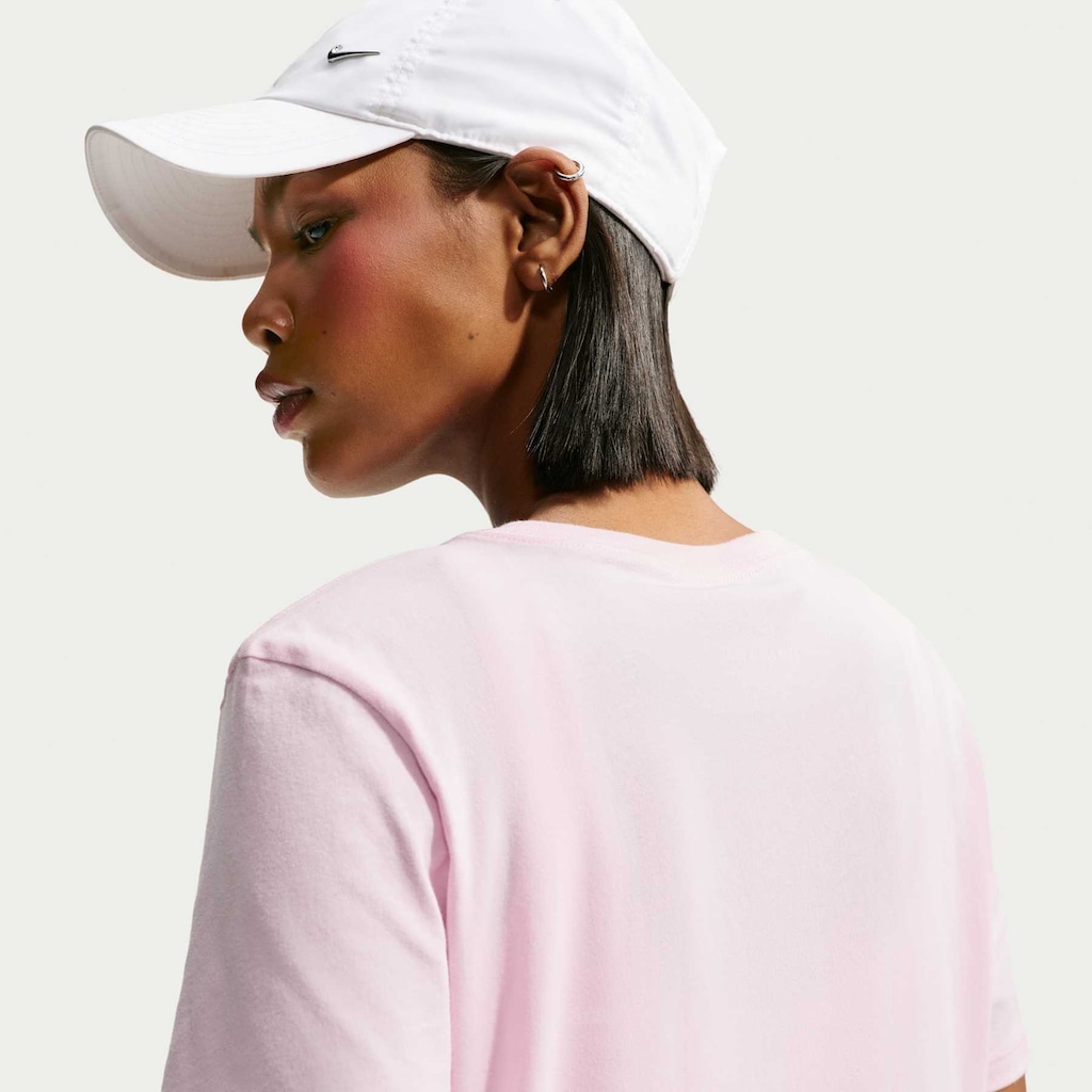 Imagem 4 do produto Camiseta Feminina Nike Manga Curta Sportswear Essential Icon