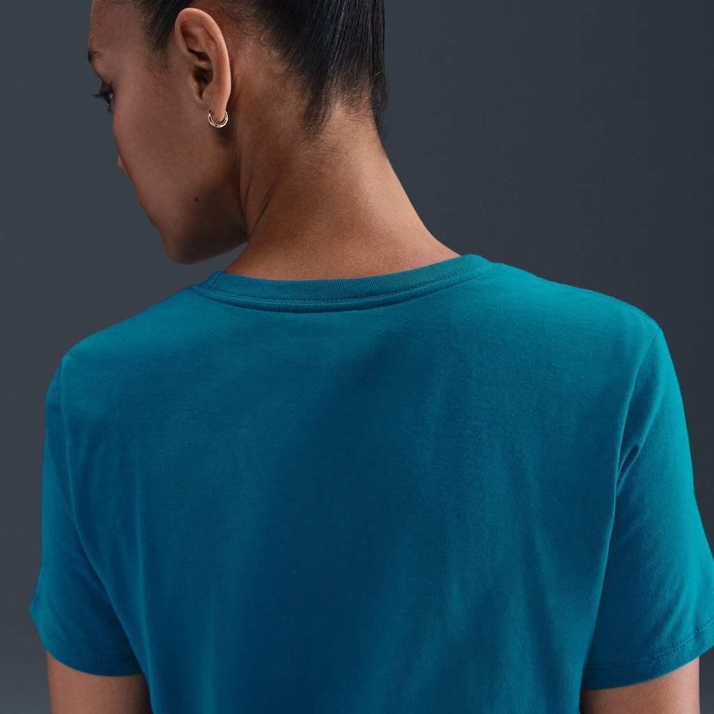 Imagem 3 do produto Camiseta Feminina Nike Manga Curta Sportswear Essential Icon