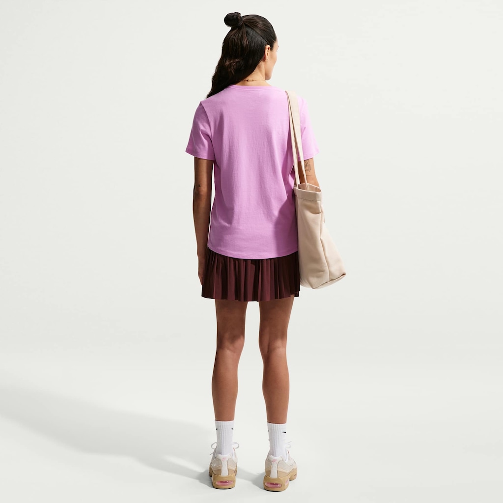 Imagem 3 do produto Camiseta Feminina Nike Manga Curta Sportswear Essential Icon
