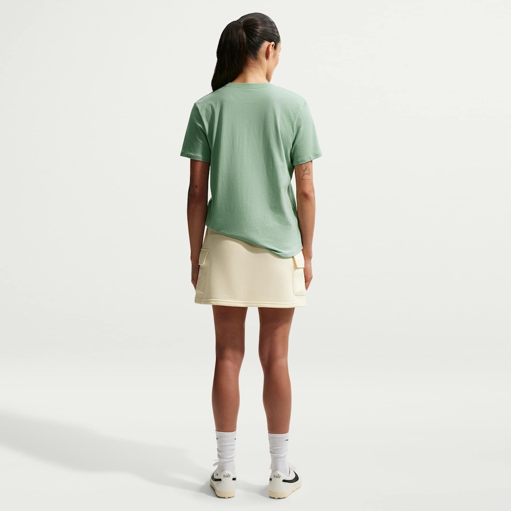 Imagem 3 do produto Camiseta Feminina Nike Manga Curta Sportswear Essential Icon