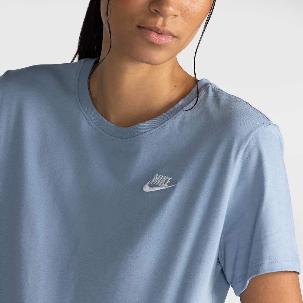 Imagem 4 do produto Camiseta Feminina Nike Manga Curta Sportswear Club