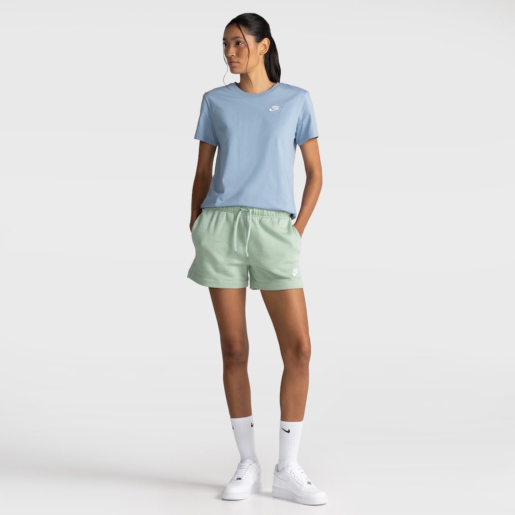 Imagem 3 do produto Camiseta Feminina Nike Manga Curta Sportswear Club