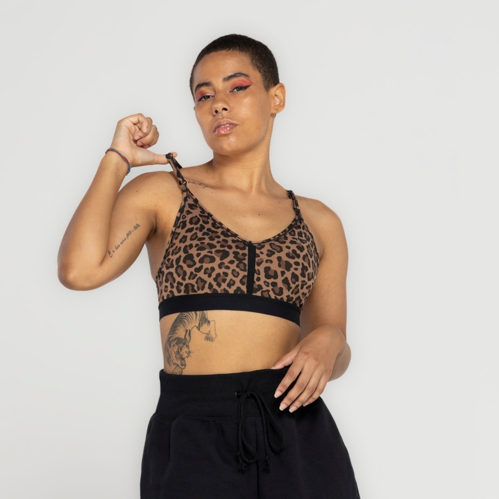 Imagem 2 do produto Top Fitnes Nike com Bojo Removível Baixa Sustentação Dri-Fi Indy V Neck Leopardo Bra