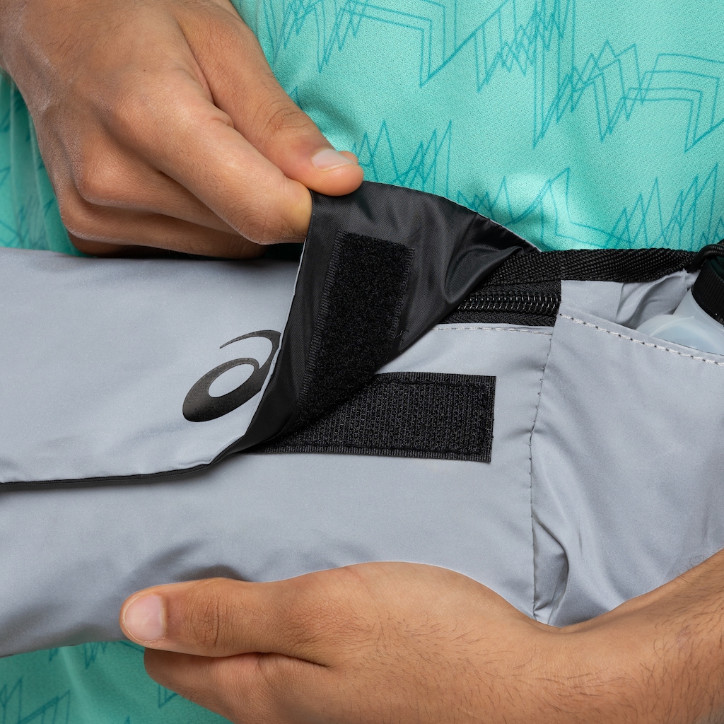 Imagem 4 do produto Pochete ASICS com 2 Squeeze Tech