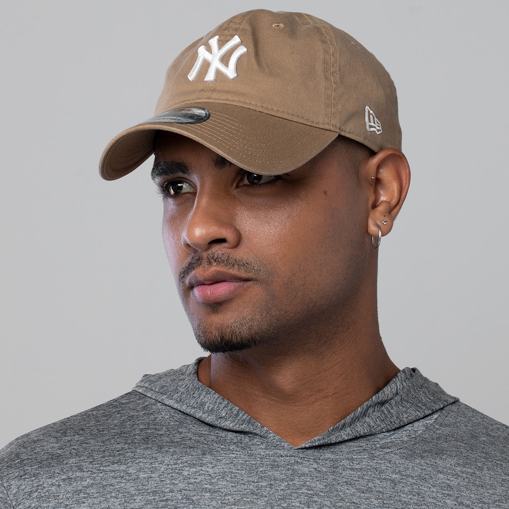 Imagem 2 do produto Boné Aba Curva New York Yankees New Era MLB Strapback 920 ST PERM KHK - Adulto