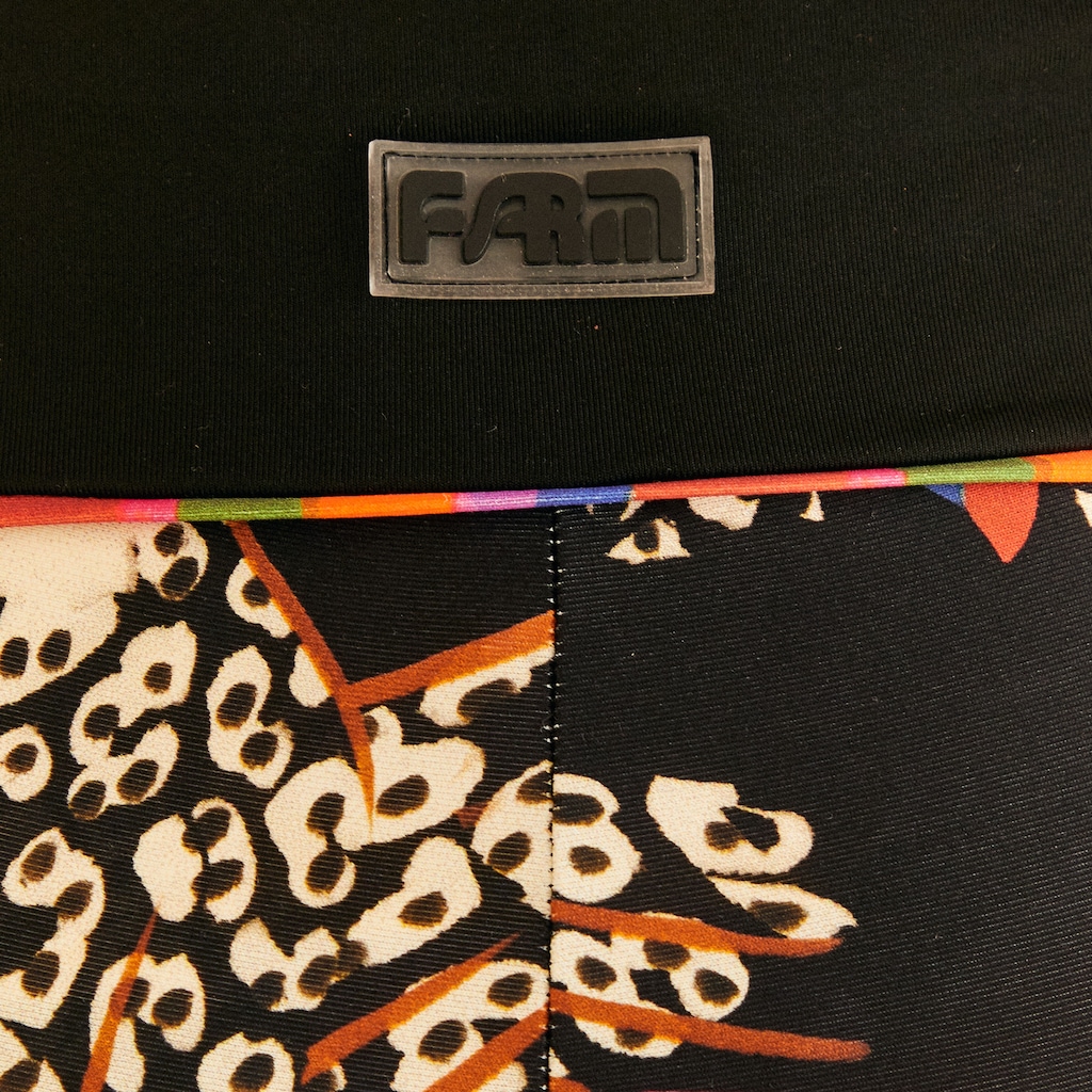 Imagem 4 do produto Calça Legging Feminina Farm Recorte Tucano Onça