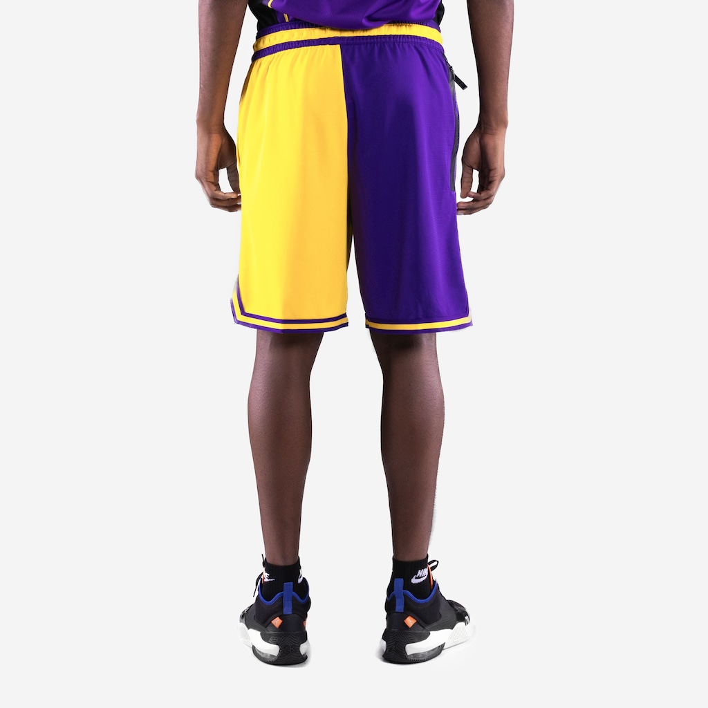 Imagem 2 do produto Bermuda Los Angeles Lakers Nike Dri-FIT DNA Court Style GX