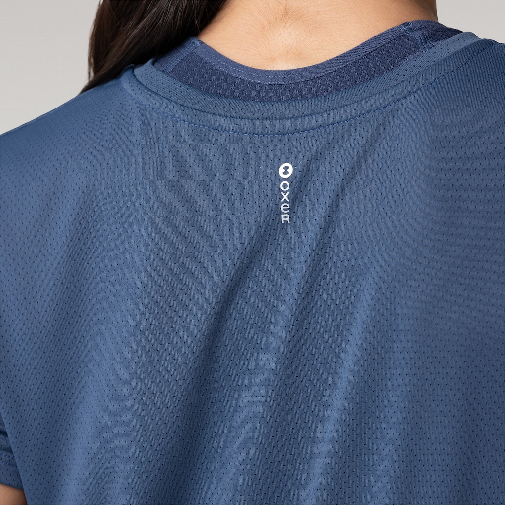 Imagem 4 do produto Camiseta Oxer Feminina Alongada Abertura Lateral