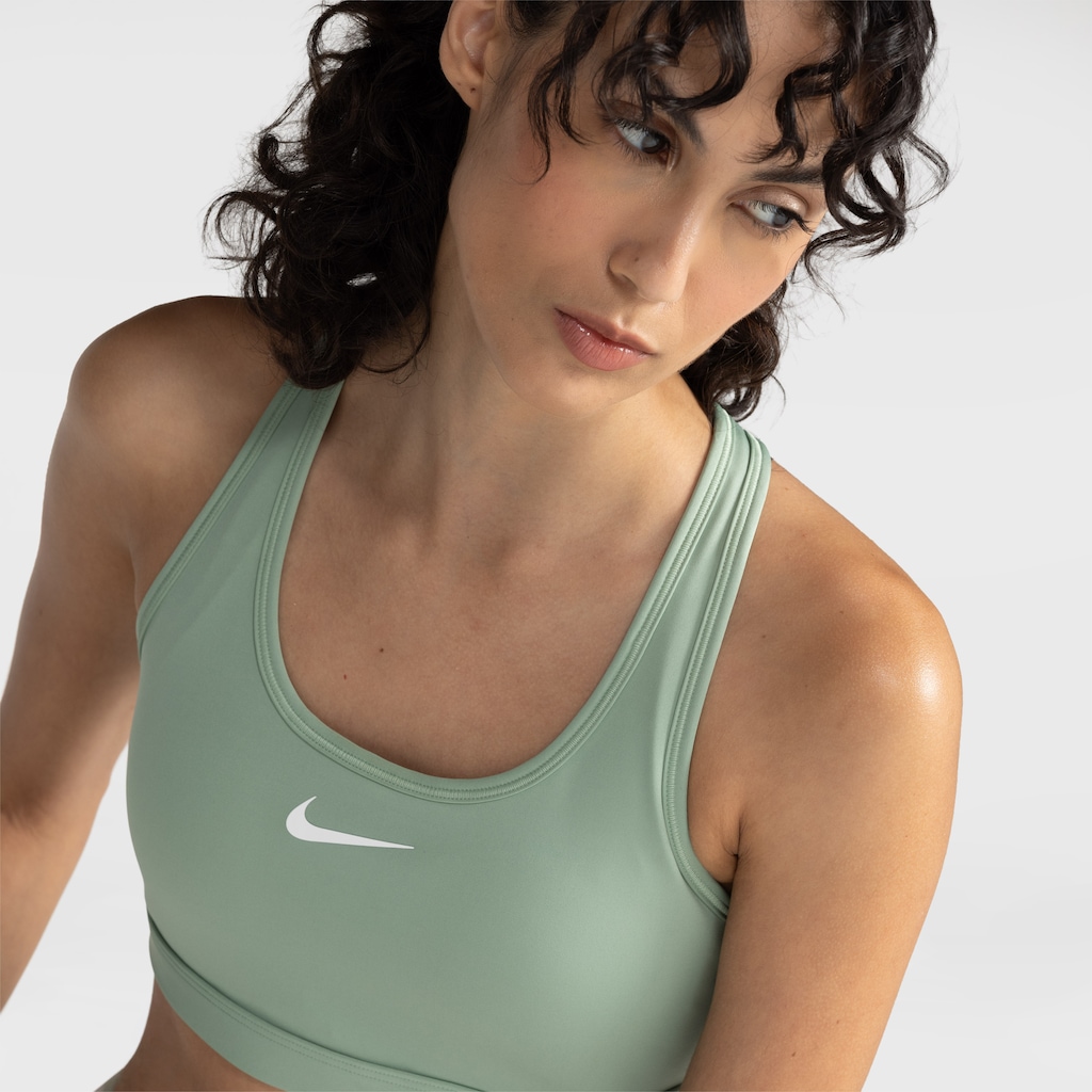 Imagem 4 do produto Top Fitness com Bojo Nike Média Sustentação Swoosh Sport