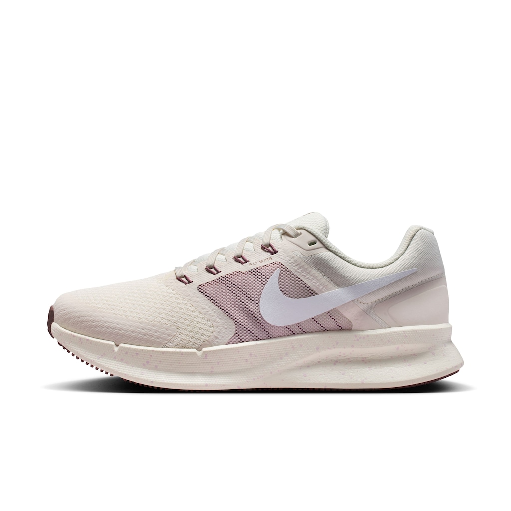 Imagem 2 do produto Tênis Nike Run Swift 3 - Feminino