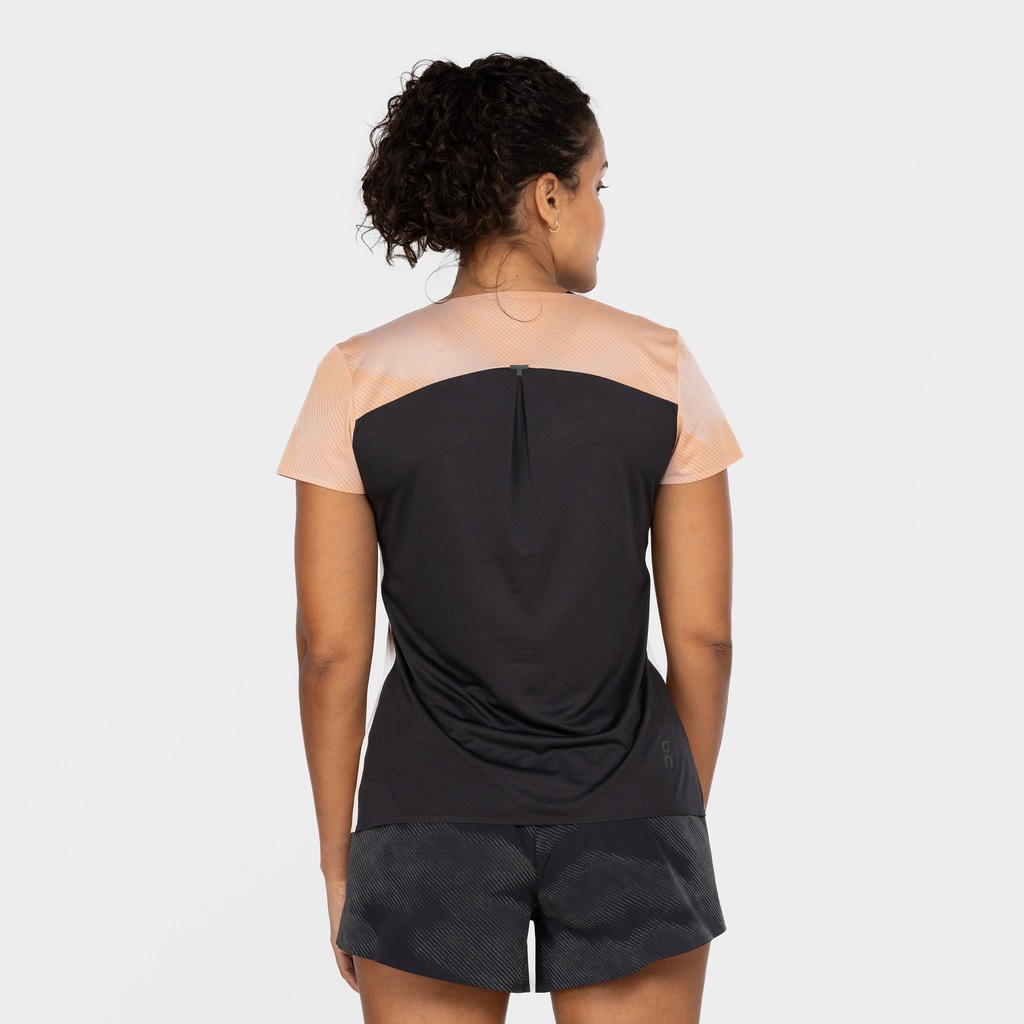 Imagem 2 do produto Camiseta Feminina On Running Manga Curta Performance-T Lumos