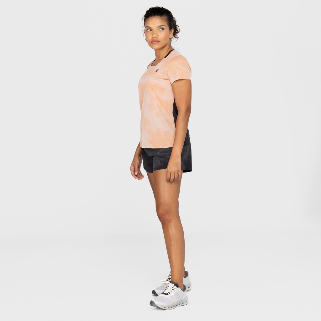 Imagem 3 do produto Camiseta Feminina On Running Manga Curta Performance-T Lumos