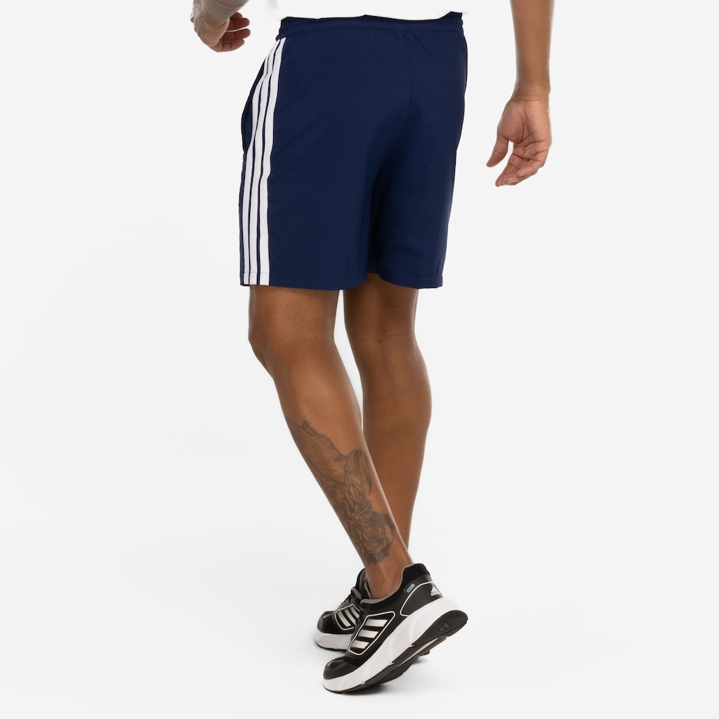 Imagem 2 do produto Bermuda Masculina adidas Essentials 3 Listras