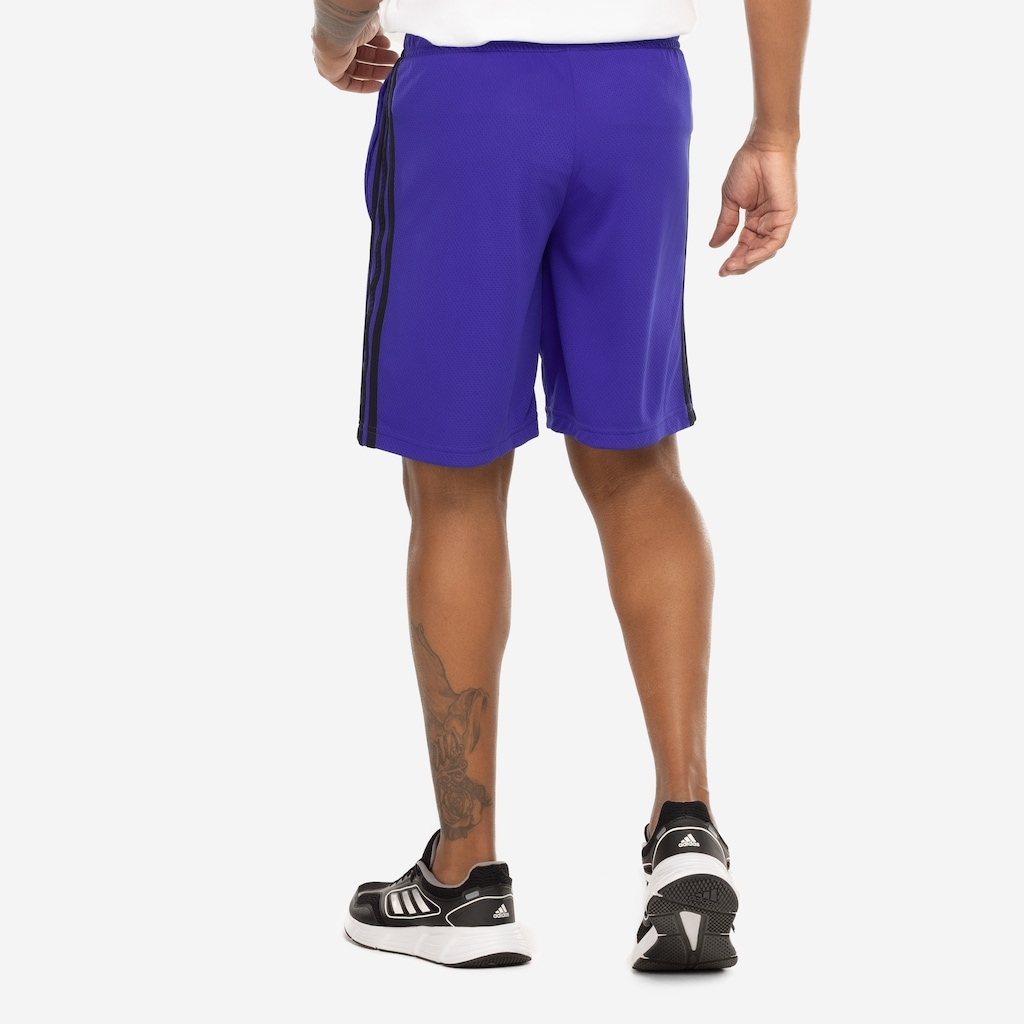 Imagem 2 do produto Bermuda Masculina adidas Basica 3 Listras