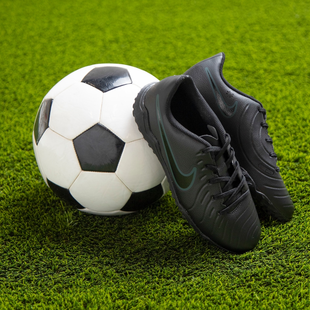 Imagem 2 do produto Chuteira Society Infantil Nike Tiempo Legend 10 Club