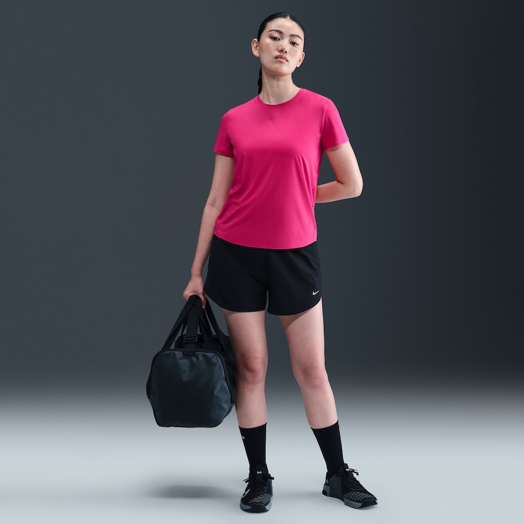 Imagem 4 do produto Camiseta Feminina Nike Manga Curta Dri-fit One Classic