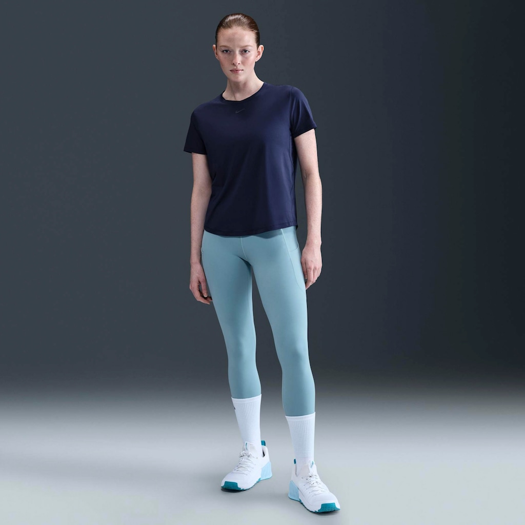 Imagem 2 do produto Camiseta Feminina Nike Manga Curta Dri-fit One Classic