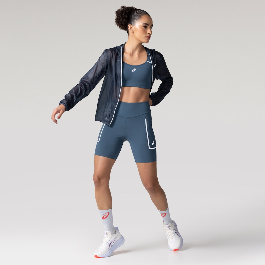 Imagem 3 do produto Jaqueta Corta-Vento Feminina ASICS Repelente à Água com Capuz Toyama