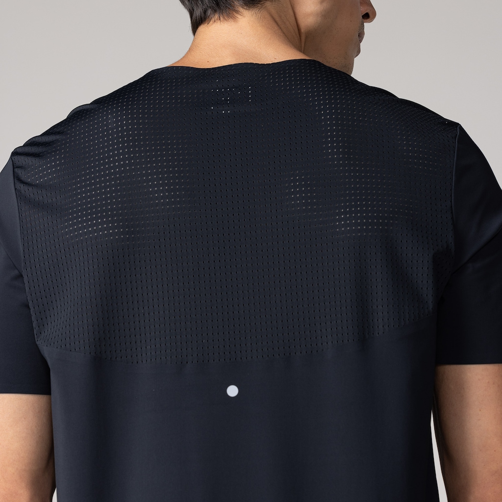 Imagem 4 do produto Camiseta Masculina ASICS Manga Curta Selada Respirável