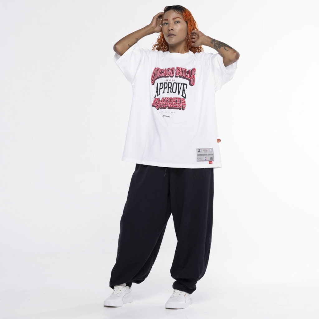 Imagem 2 do produto Camiseta do Chicago Bulls Approve Hugs NBA Manga Curta