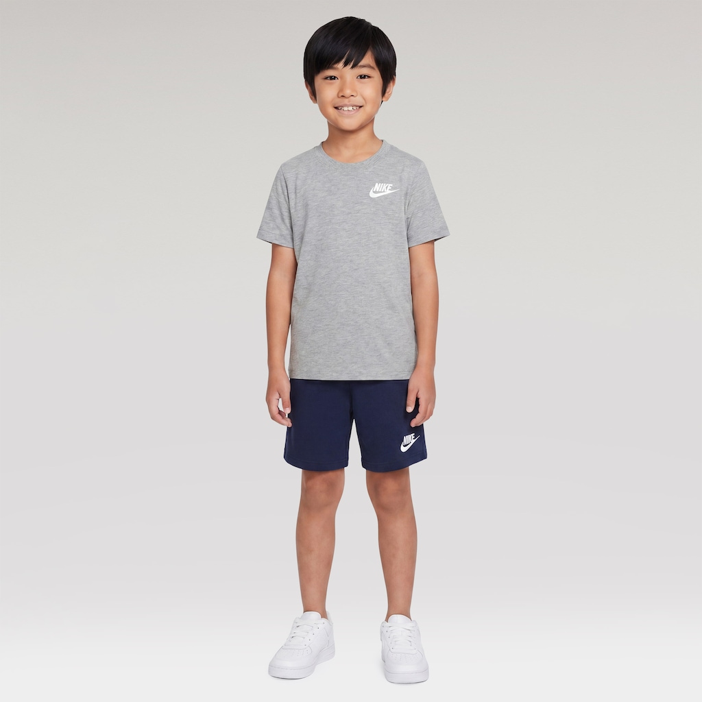 Imagem 3 do produto Conjunto Infantil Nike Kids Club Camiseta + Bermuda