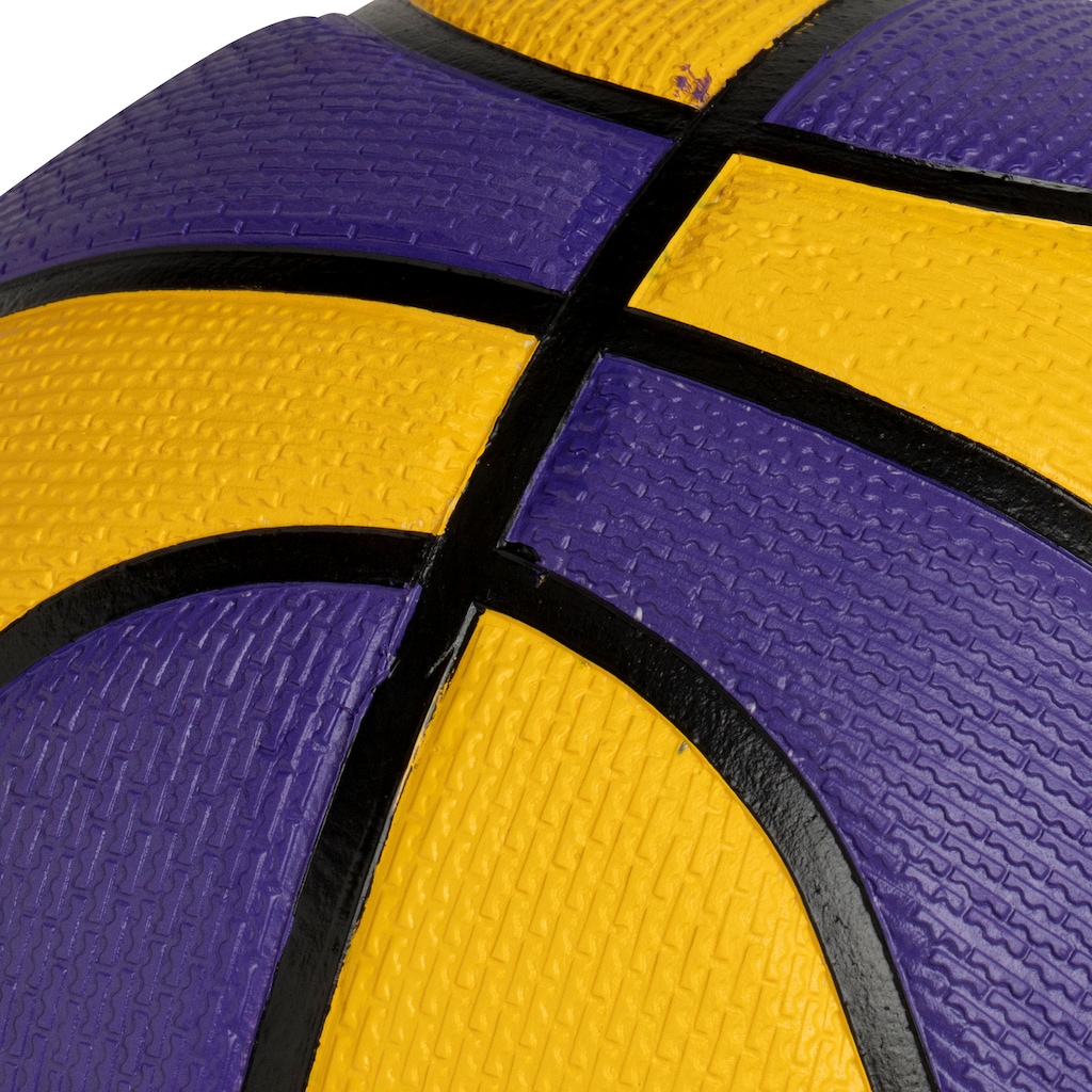 Imagem 5 do produto Bola de Basquete Nike Playground 2.0 8P Lebron James
