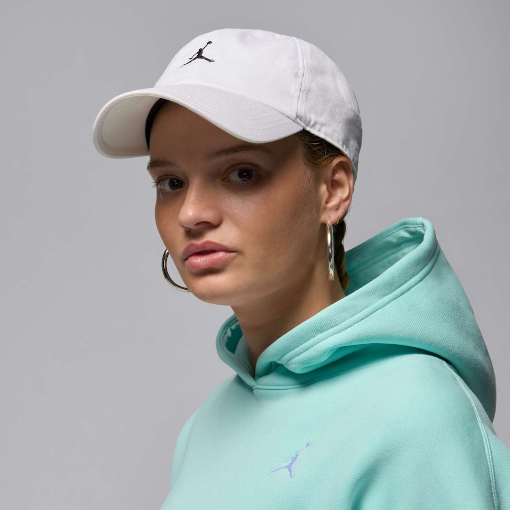 Imagem 3 do produto Boné Aba Curva Jordan Nike Club Cap US Strapback Adulto