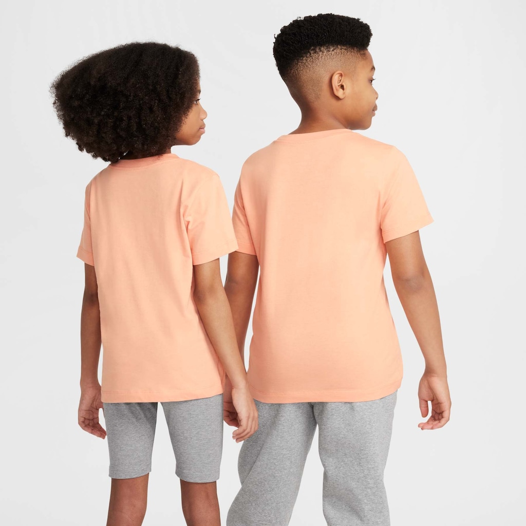 Imagem 2 do produto Camiseta Juvenil Nike Manga Curta Sportswear Embroidered Future