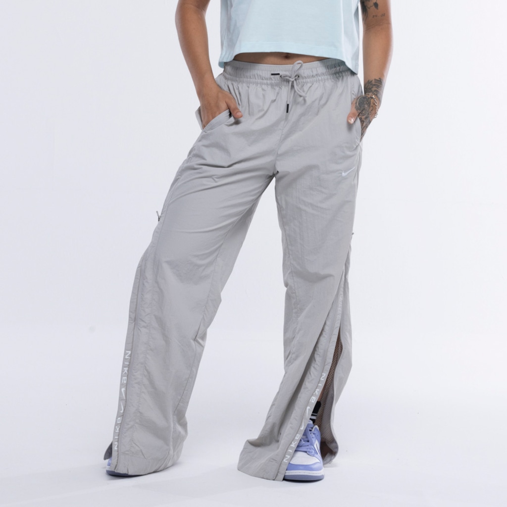 Imagem 3 do produto Calça Nike Sportswear Collection Repel Zip On The Go