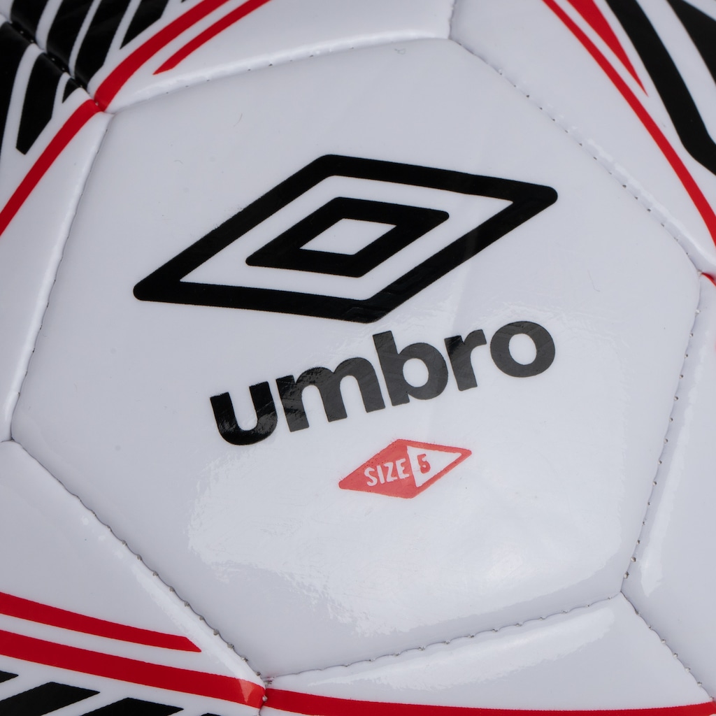 Imagem 4 do produto Bola de Futebol de Campo Umbro Ultra