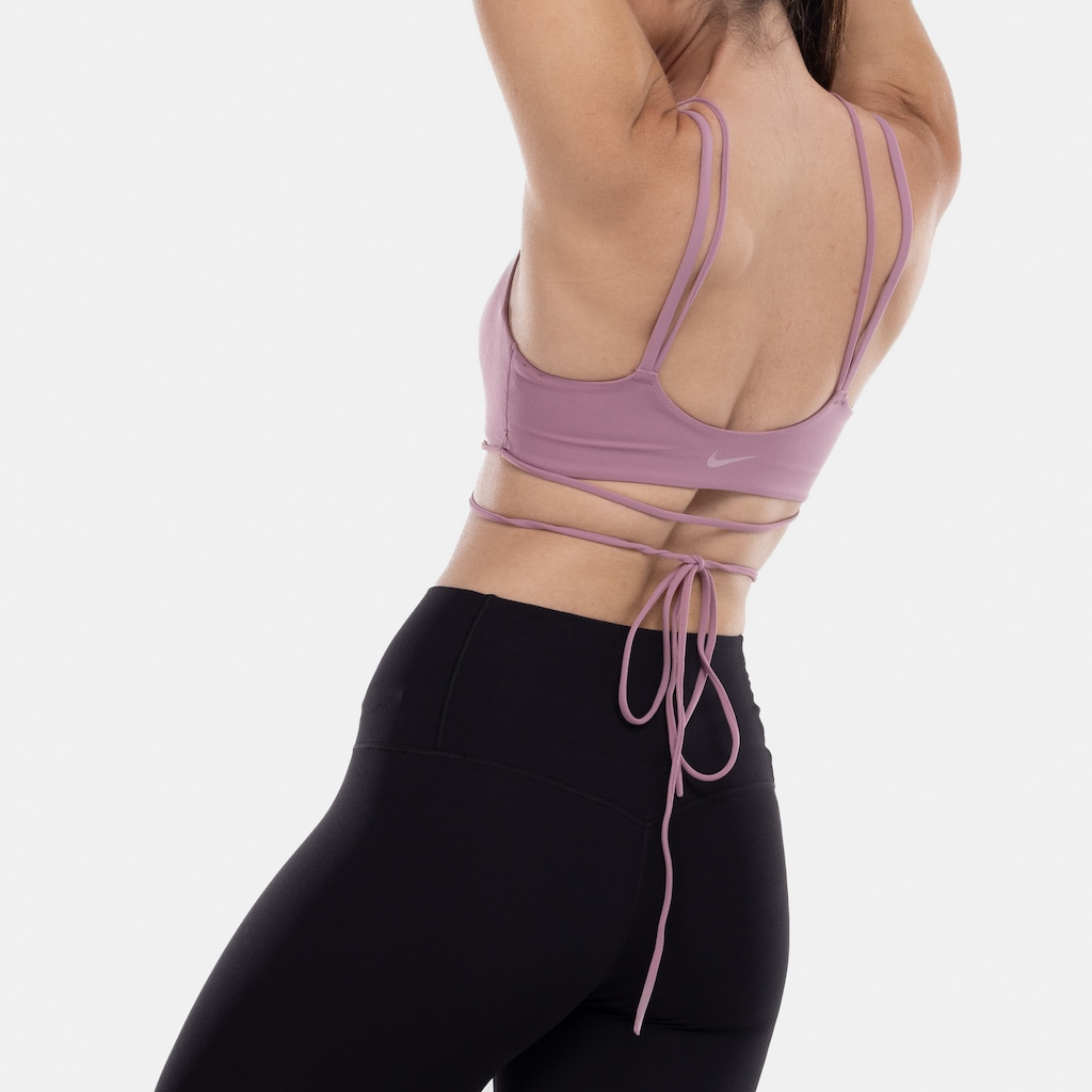 Imagem 3 do produto Top Fitness Nike com Bojo Indy Strapy Baixa Sustentação Adulto