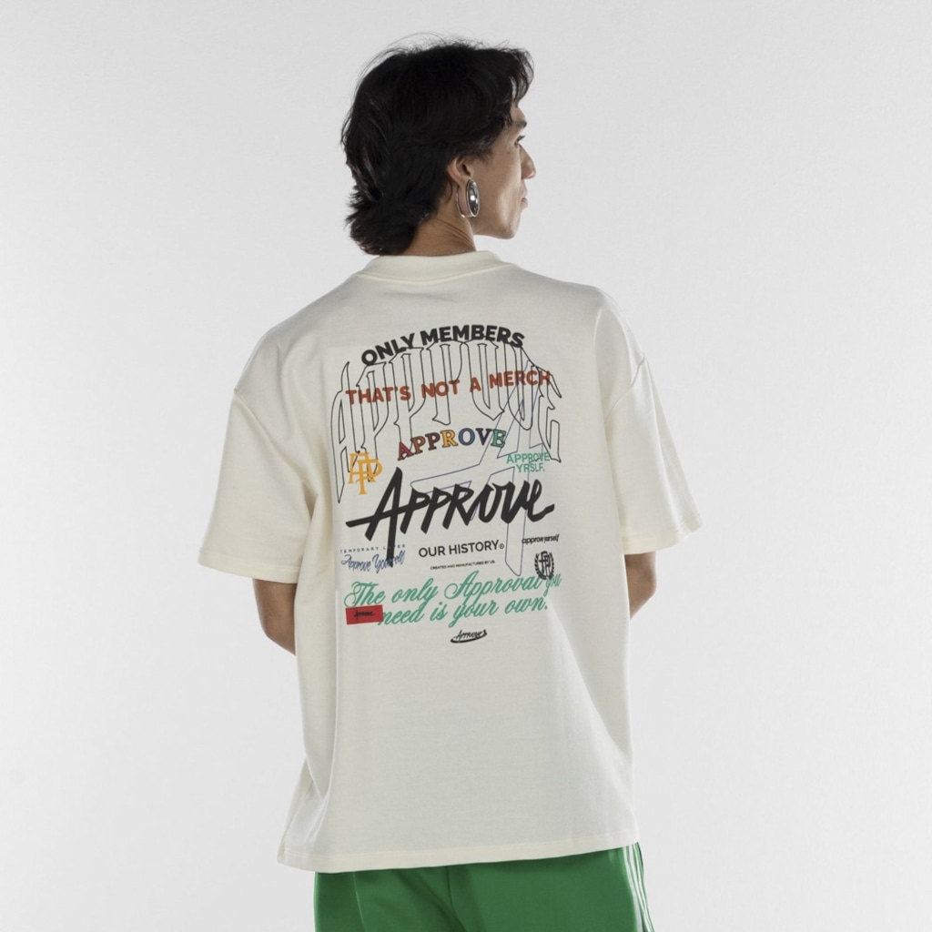 Imagem 4 do produto Camiseta Huge Approve Only Unissex