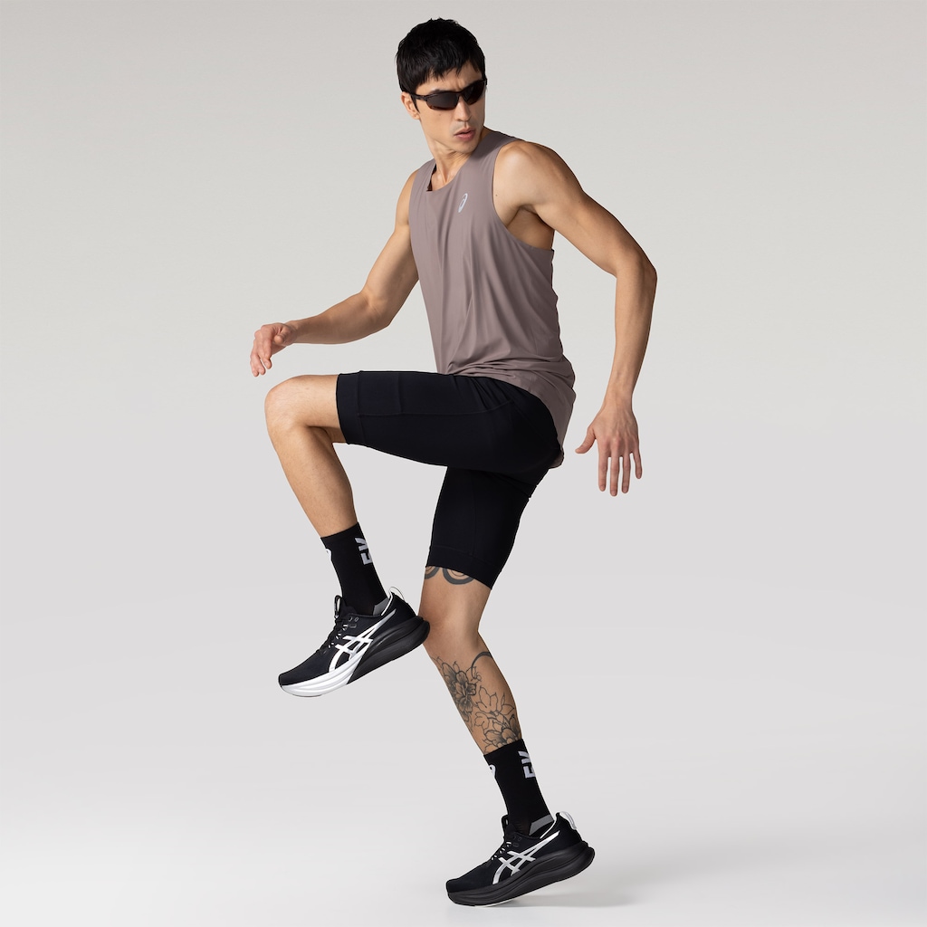 Imagem 4 do produto Bermuda ASICS Compressão PWR Refletiva Bolso Externo Masculina