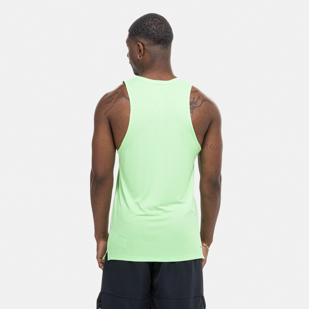 Imagem 2 do produto Camiseta Regata Masculina New Balance Sport Essentials